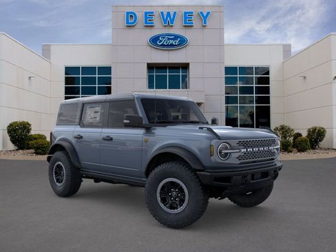 New 2025 Ford Bronco Badlands image 8