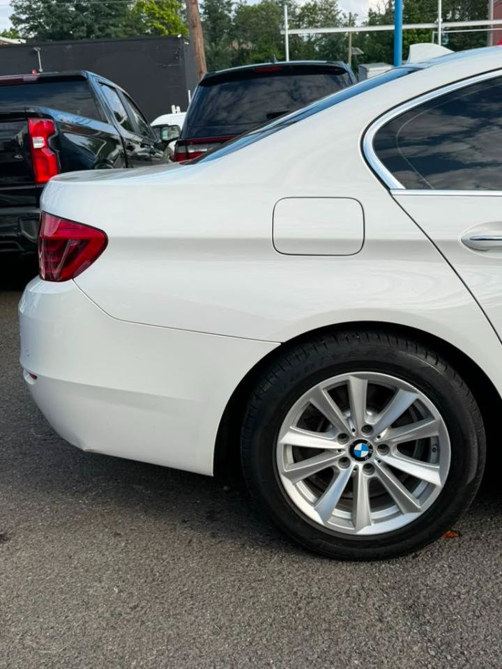 Used 2014 BMW 528i xDrive Sedan AWD/4WD image 14
