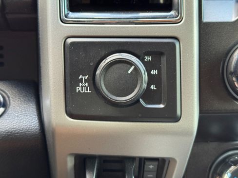 Used 2021 Ford F250 Lariat AWD/4WD image 29
