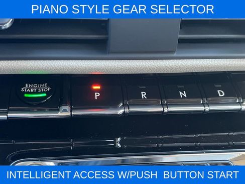 New 2026 Lincoln Corsair Premiere image 10