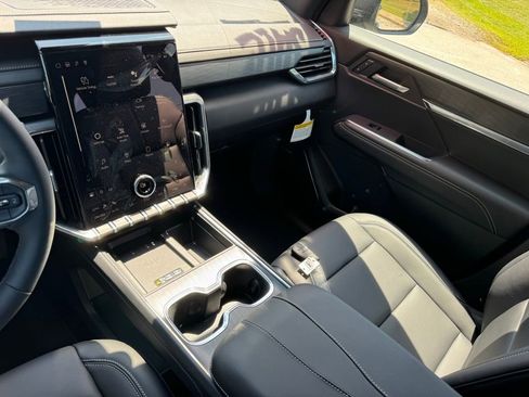 New 2026 GMC Acadia Elevation w/ Super Cruise Package image 30