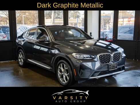 Used 2024 BMW X4 xDrive30i w/ Parking Assistance Package image 3