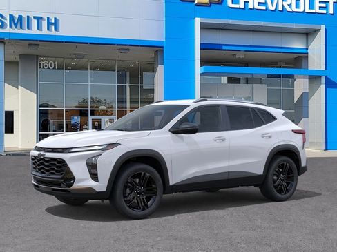 New 2026 Chevrolet Trax ACTIV w/ Driver Confidence Package image 2