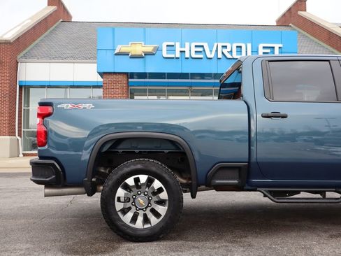 Used 2024 Chevrolet Silverado 2500 Custom w/ Custom Value Package image 37