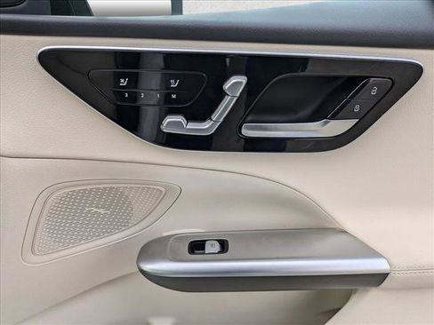 Certified 2025 Mercedes-Benz C 300 Sedan image 20