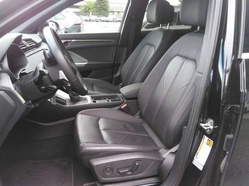 Used 2025 Audi Q3 2.0T Premium AWD/4WD image 5