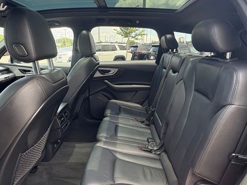 Used 2019 Audi Q7 2.0T Premium w/ Convenience Package AWD/4WD image 18