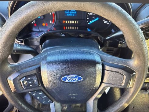 Used 2017 Ford F250 XL w/ Power Equipment Group image 13