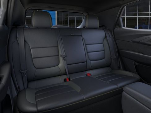 Used 2025 Chevrolet TrailBlazer ACTIV w/ Convenience Package AWD/4WD image 17