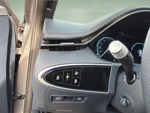 Used 2024 Genesis GV70 3.5T Sport w/ Sport Prestige Package image 20