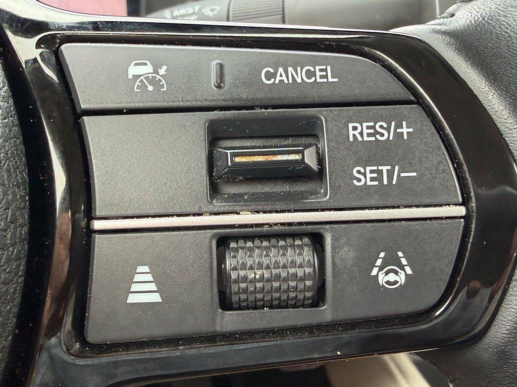 Used 2023 Honda Accord Touring image 18