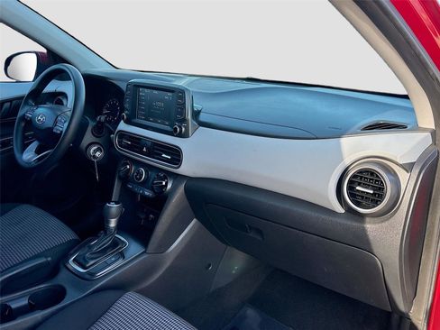 Used 2019 Hyundai Kona SE FWD image 26