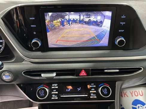 Used 2023 Hyundai Sonata Blue FWD image 22