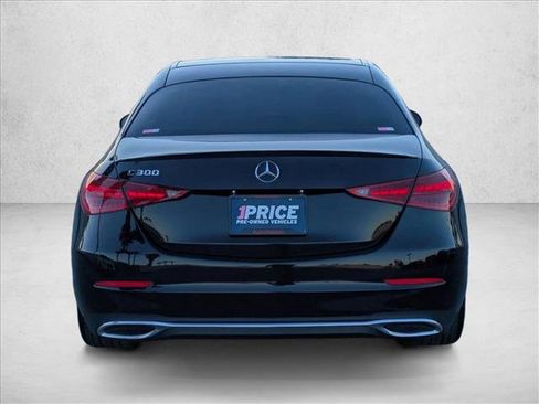 Used 2022 Mercedes-Benz C 300 Sedan image 7