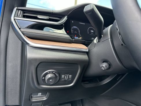Used 2023 Jeep Grand Cherokee Summit w/ Adv Protech Group IV RWD image 25