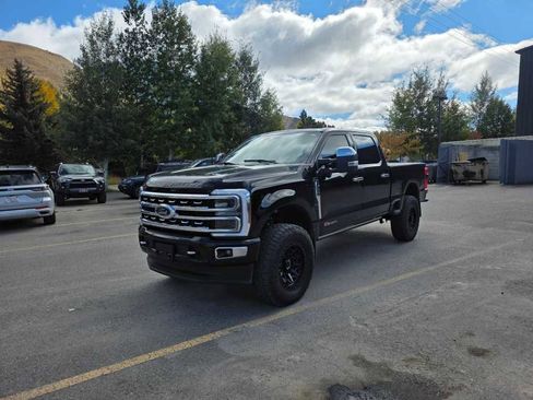Used 2024 Ford F350 Platinum image 3