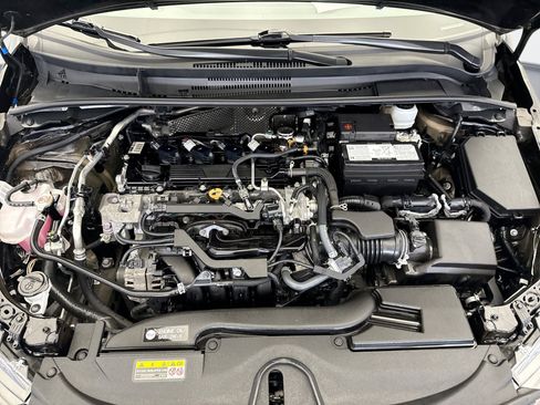 Used 2025 Toyota Corolla LE w/ LE Premium Package image 21