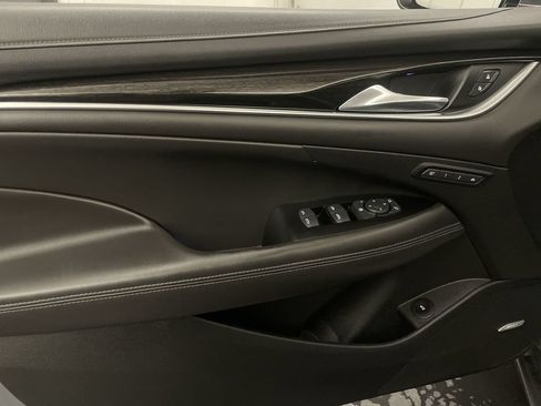 Used 2019 Buick LaCrosse Essence w/ Sun and Shade Package AWD/4WD image 17
