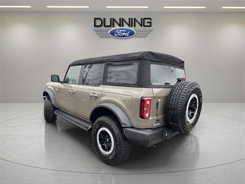 New 2025 Ford Bronco Outer Banks w/ Sasquatch Package image 2