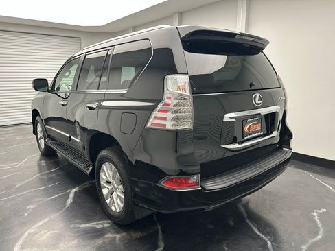 Used 2014 Lexus GX 460 w/ Premium Package AWD/4WD image 4
