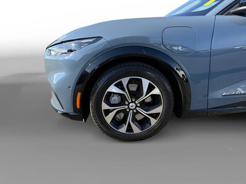 Used 2023 Ford Mustang Mach-E Premium image 9