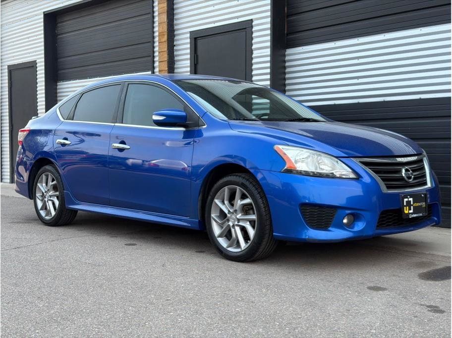 Used 2015 Nissan Sentra SR FWD image 12