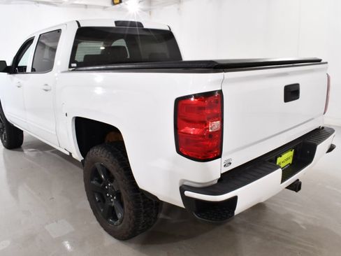 Used 2018 Chevrolet Silverado 1500 LT w/ All Star Edition AWD/4WD image 15