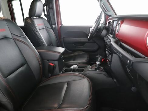 Used 2021 Jeep Wrangler Unlimited Rubicon w/ Dual Top Group image 29