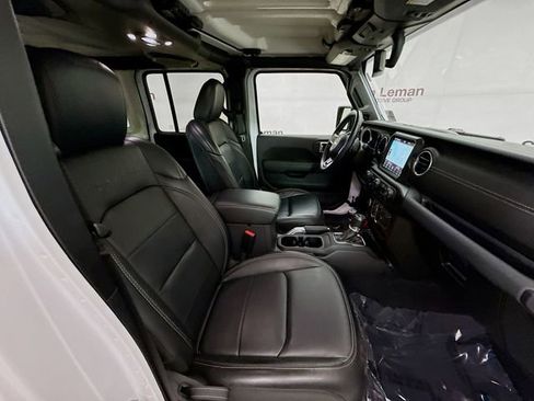 Used 2022 Jeep Wrangler Sahara w/ Cold Weather Group image 30