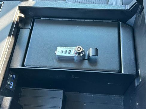 Used 2023 Toyota Tundra Limited image 36