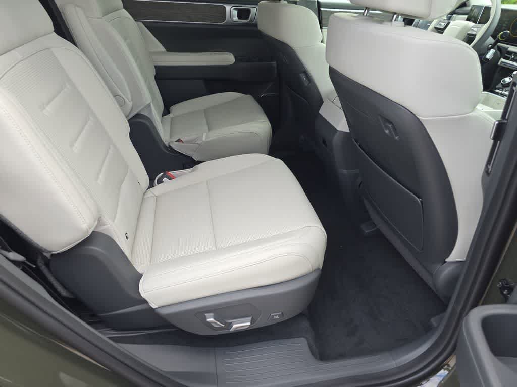 New 2026 Hyundai Santa Fe Calligraphy FWD image 22