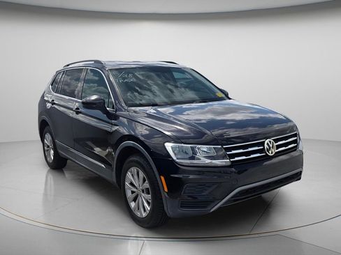 Used 2018 Volkswagen Tiguan SE FWD image 4