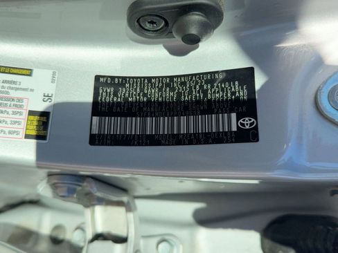 Used 2023 Toyota Corolla LE image 19