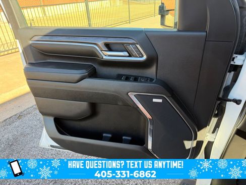 Used 2024 Chevrolet Silverado 2500 LTZ w/ LTZ Convenience Package image 23