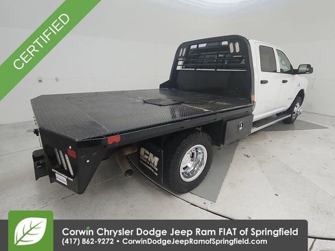 Used 2020 RAM 3500 Tradesman w/ Chrome Appearance Group image 8