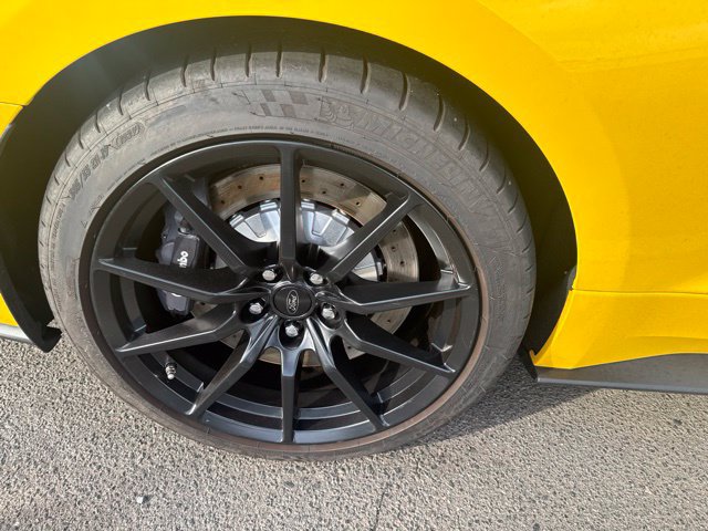 Certified 2017 Ford Mustang Shelby GT350 RWD image 9