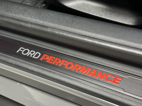 Used 2018 Ford Mustang Shelby GT350R w/ GT350R Equipment Group 920A RWD image 31
