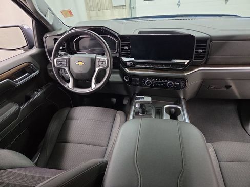 Used 2023 Chevrolet Silverado 1500 LT AWD/4WD image 13