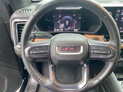 Used 2023 GMC Canyon AT4 w/ Canyon Safety Plus Package image 10