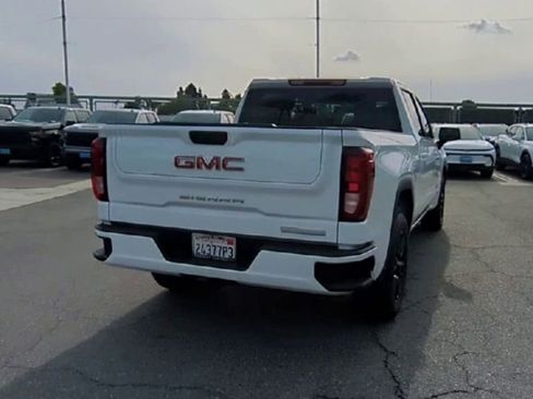Used 2022 GMC Sierra 1500 Elevation image 7