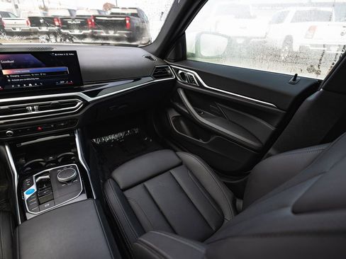 Used 2024 BMW i4 xDrive40i image 25