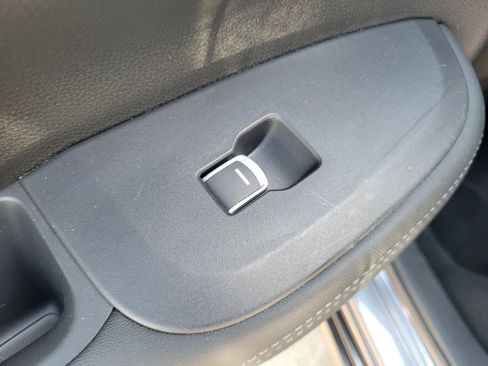 Certified 2024 Honda HR-V EX-L image 14