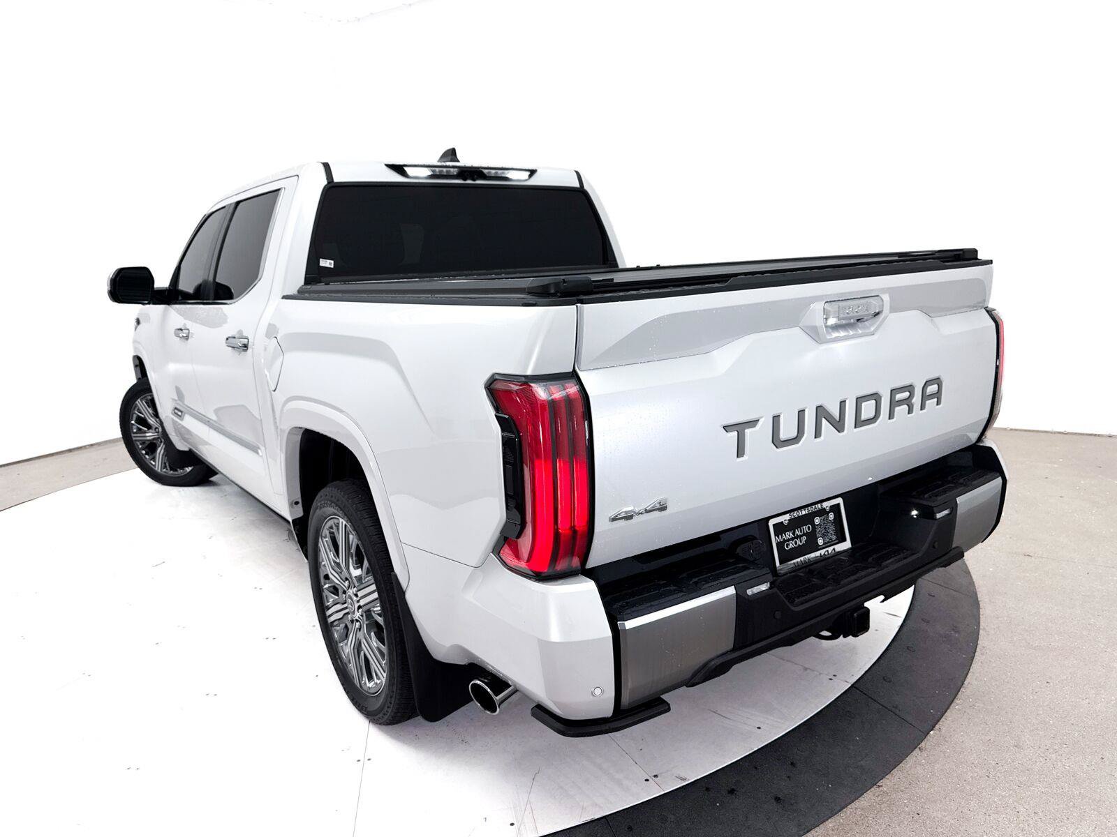 Used 2024 Toyota Tundra Capstone AWD/4WD image 8