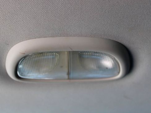 Used 2016 Chrysler 200 Limited FWD image 39