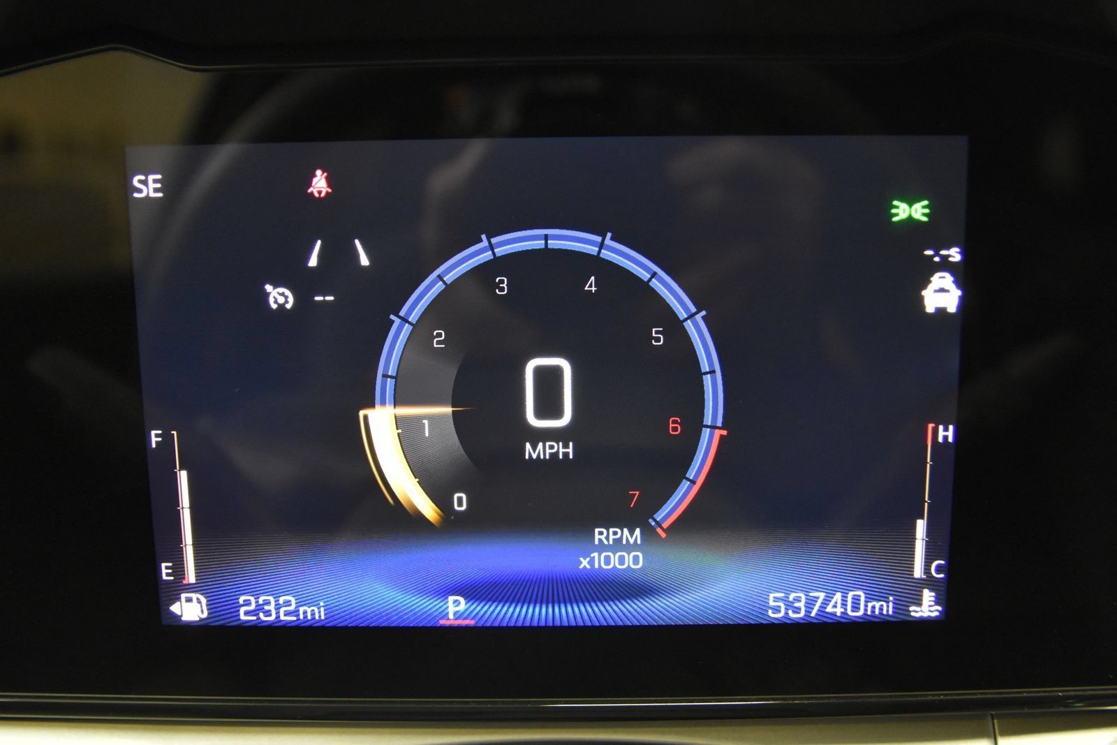 Used 2025 Chevrolet Trax LT FWD image 16