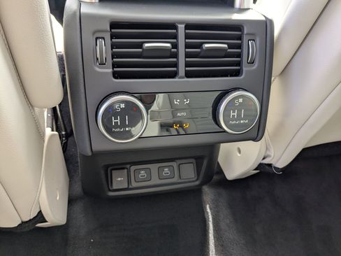 New 2026 Land Rover Discovery S image 24