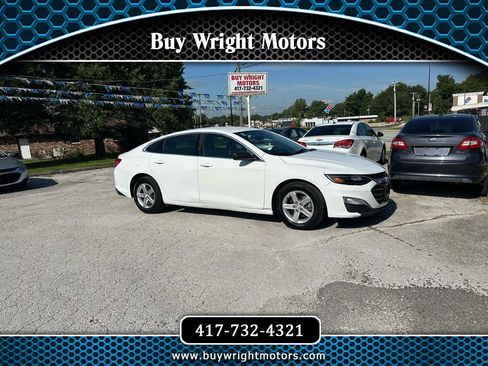 Used 2023 Chevrolet Malibu LS FWD image 1