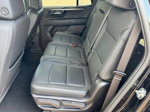 Used 2025 Chevrolet Tahoe LT AWD/4WD image 13