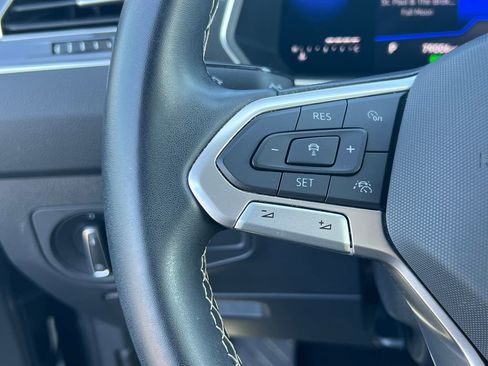 Used 2023 Volkswagen Tiguan SE image 21