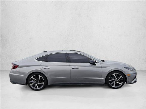 Used 2023 Hyundai Sonata SEL Plus FWD image 4